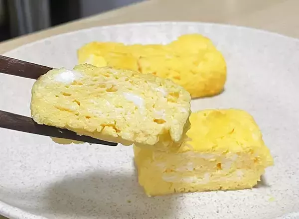 じゅわっと甘い玉子焼き　大さじ2杯加えた『調味料』に「バシッと味が決まる」「ふっくら食感」