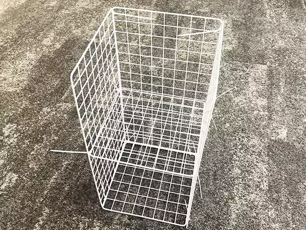 100均のワイヤーネット　使い道に「これはいい」「既製品買わなくて済んだ」【簡単DIY】