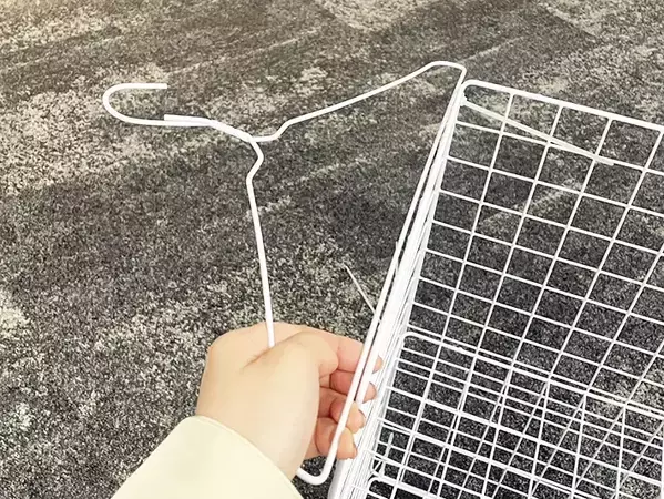 100均のワイヤーネット　使い道に「これはいい」「既製品買わなくて済んだ」【簡単DIY】