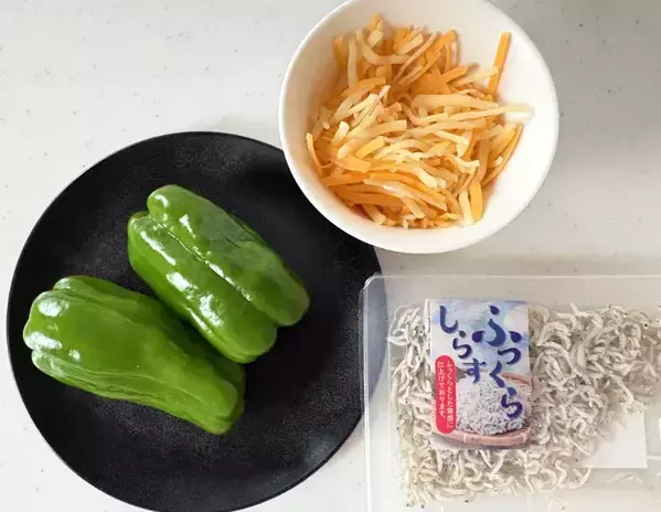 「毎日食べたい」　3つの食材を焼くだけのピーマンチーズ焼きがうますぎる