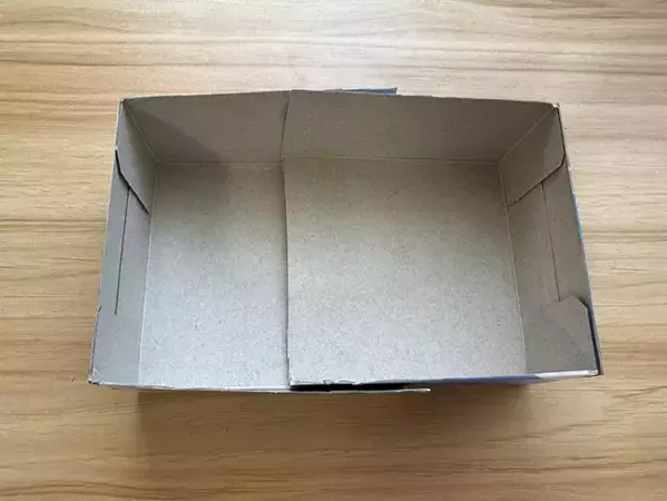 使い終わったティッシュ箱は捨てません！　０円でできる『伸縮ケース』がキッチンで大活躍