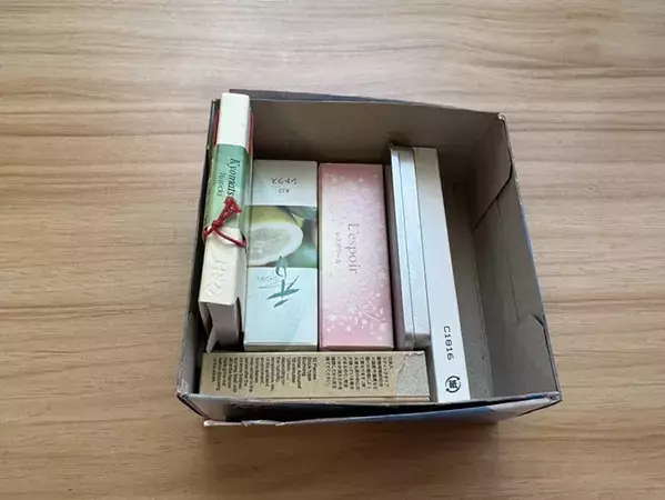 使い終わったティッシュ箱は捨てません！　０円でできる『伸縮ケース』がキッチンで大活躍