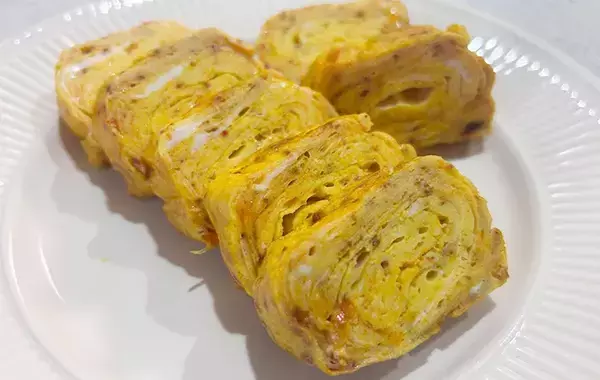 玉子焼きに入れた「小さじ1」の隠し味　ご飯がすすむ味つけに、夫も子供もハマった！