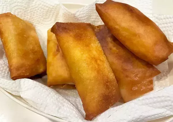 キャベツだけでこの満足感！ザクザク太巻き春巻きが止まらない