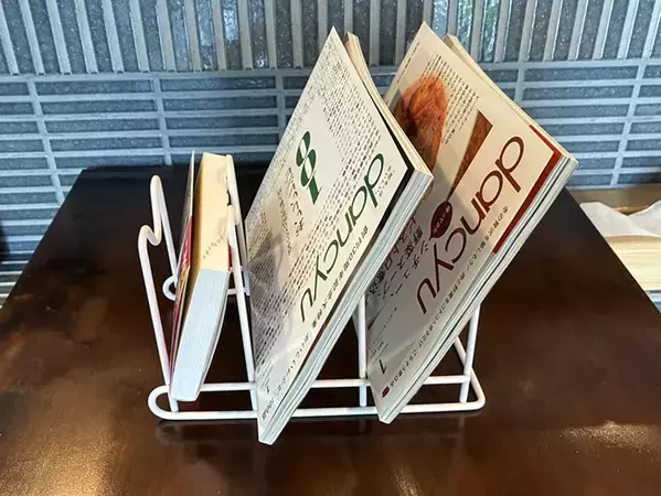 100均フライパンラックが家中で大活躍！　3つのじゃない収納法が「意外と便利」