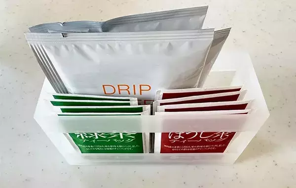 無印で買った『250円のメイク用ケース』　思わぬ活用法で「狭いキッチンが快適！」