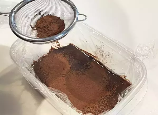 材料3つ、レンチン1分　混ぜて冷やすだけの『生チョコ風』スイーツに「口でとろける」「ぜい沢な風味」