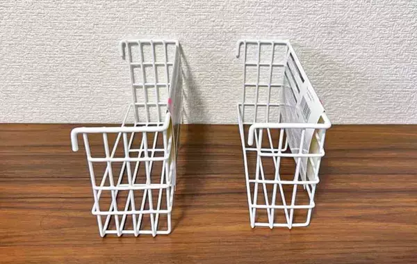 ワイヤーネットに掛けるだけ！　狭いキッチンが快適になる「ワイヤーネットラック」活用法【ダイソー取材】