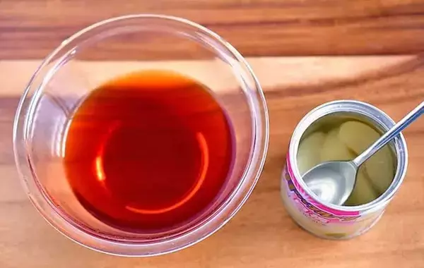 製氷皿に紅茶と桃缶を入れて…　管理栄養士が試した夏ドリンクに「薄まらない！」「家でも大満足」