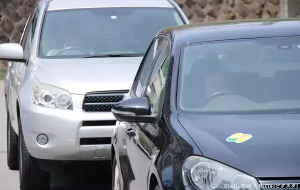 あおり運転に遭ったら？　弁護士が教える、身を守るための『正しい対処法』