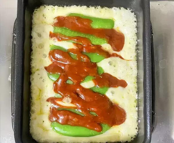 玉子焼き器で焼いたのは『卵』ではなく…　カリカリチーズが病みつきになる一品に「食べる手が止まらない」