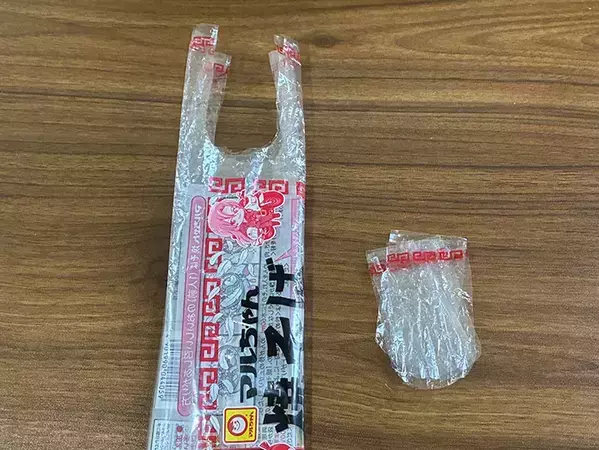 焼きそば袋が『取っ手つきゴミ袋』になる！　8cm切るだけの簡単な方法