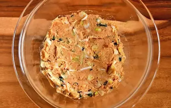 味噌を製氷皿に詰めるだけ！　管理栄養士が試した保存テクに「1人分にピッタリ」