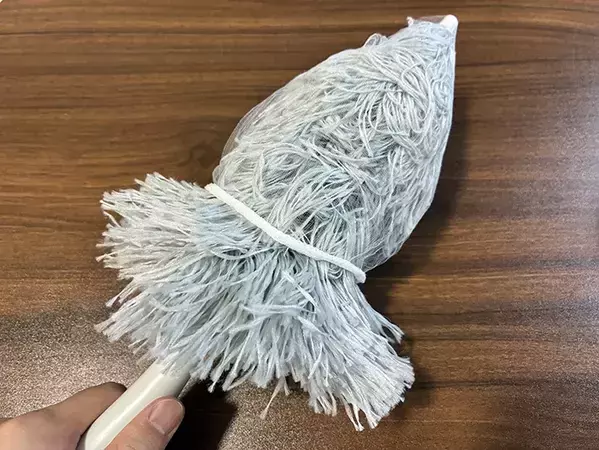 水切りネットをモップにかぶせて…　掃除で使ってみたら「予想以上に便利！」