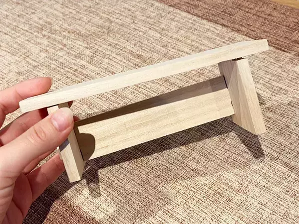 110円の『ただの木の板』かと思いきや…？　ダイソー小物の使い道に「めっちゃいい」