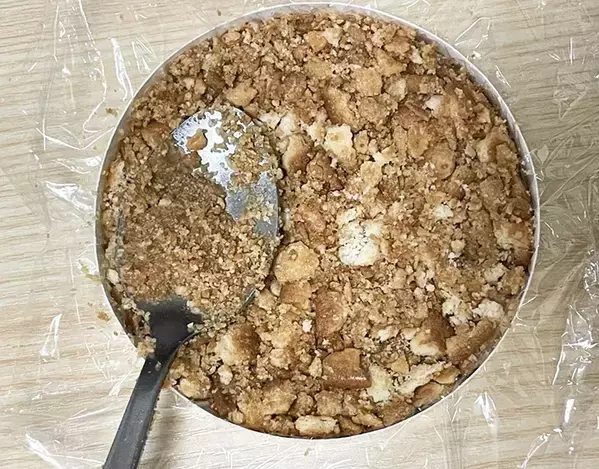 チーズの『容器も』丸ごと活用　仕込み10分のティラミス風デザートに「これはハマる」