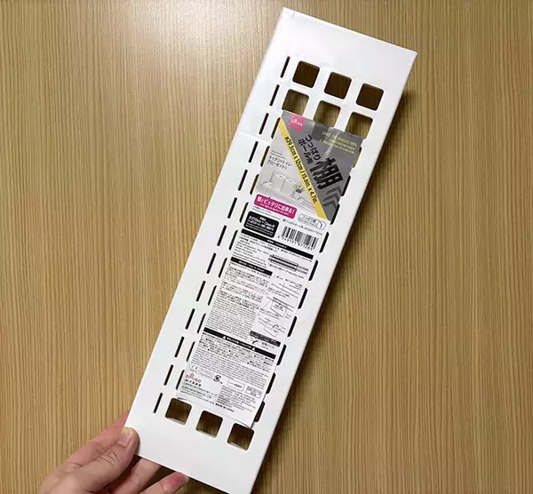 トイレにつっぱり棒を2本設置　収納増やす『ダイソー』アイテムが手頃で便利！