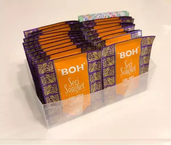 クリアファイルをカットして折るだけ！　ぴったりサイズの収納ボックスが0円で完成