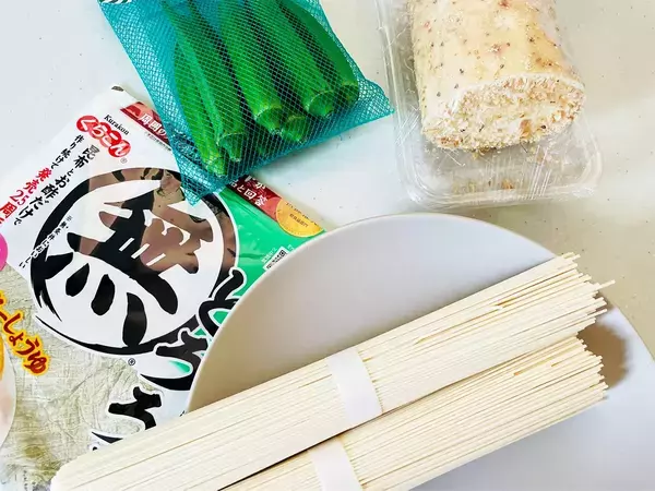 暑い日にはこれ！ねばねば感がアップするぶっかけそうめん