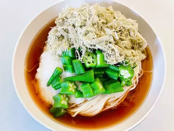 暑い日にはこれ！ねばねば感がアップするぶっかけそうめん