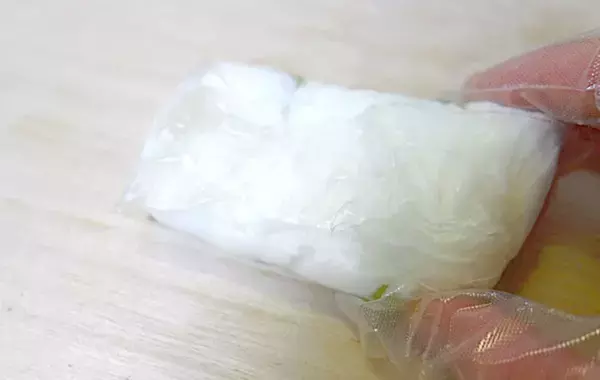 【砂糖ゼロ】巻くだけで驚きのモチモチ感！　夏に食べたい新感覚スイーツ【レシピ】