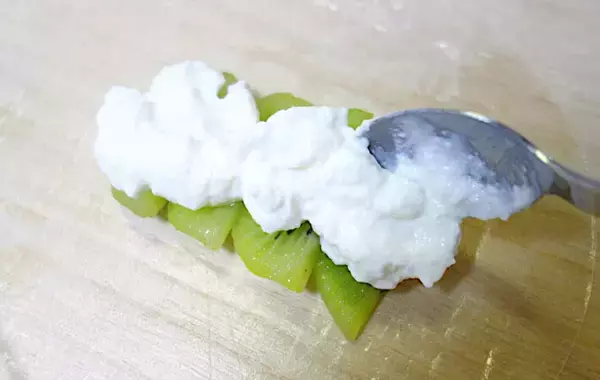 【砂糖ゼロ】巻くだけで驚きのモチモチ感！　夏に食べたい新感覚スイーツ【レシピ】