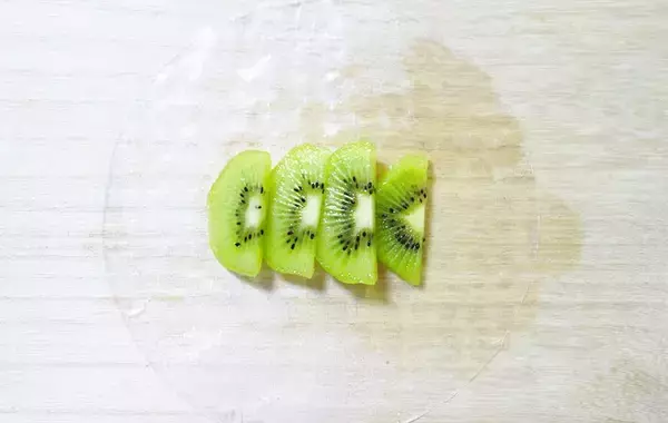 【砂糖ゼロ】巻くだけで驚きのモチモチ感！　夏に食べたい新感覚スイーツ【レシピ】