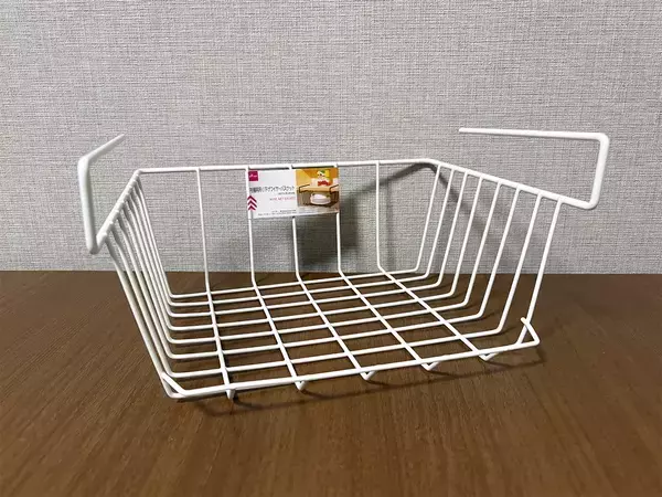 110円で買った『ワイヤーバスケット』　じゃない使い方に「収納の幅が広がった」