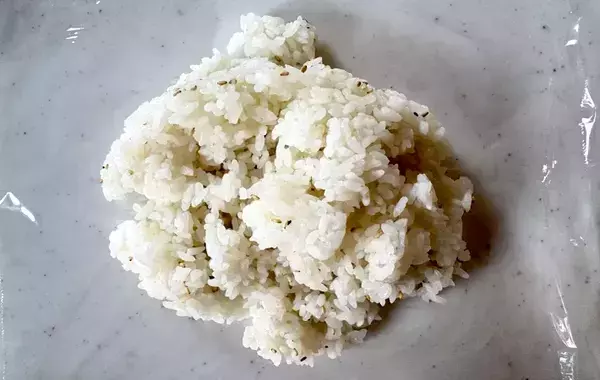 やっぱりシンプルが一番！　具なしでもおいしいおにぎりの秘密は…