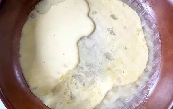 ライスペーパーを卵液に浸して…　できた簡単おやつに「モチモチで最高！」