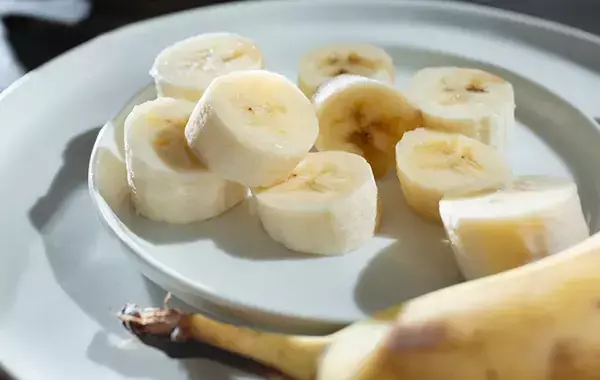 熟したバナナ、すぐに食べないなら…　プロに聞く、夏の正しい保存法