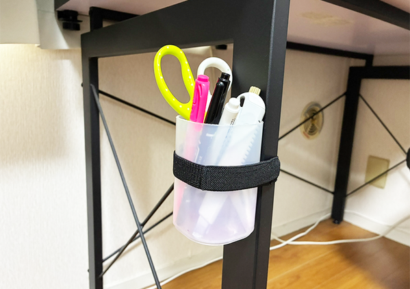 ダイソーで売ってた4本入りのゴムベルト　収納の悩みが解決する意外な使い方とは？