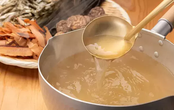 干しシイタケを戻すなら、冷水と常温どっち？　プロが教える『正解』は