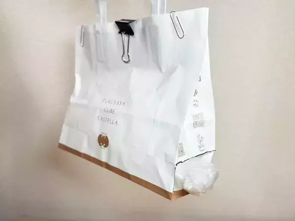 『小さめ紙袋』があったらマネして！　長方形に切るだけで…
