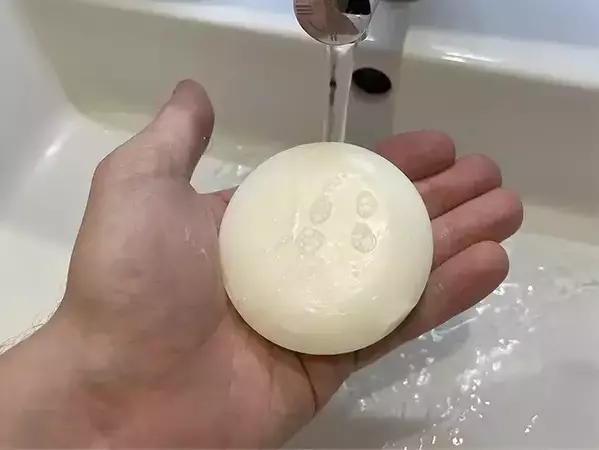 お風呂場の地味なストレス解消　固形石けんに輪ゴムを使う裏ワザが優秀すぎた