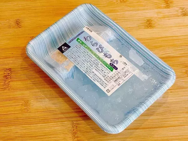 スーパーのわらび餅を『かき氷シロップ』に漬けると？　完成した姿に「きれい」「子供と作りたい！」