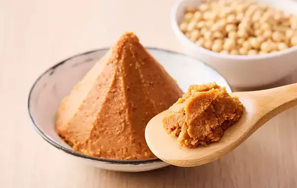 使いかけの味噌、どうやって保存してる？　メーカーに聞く夏のNG保存方法