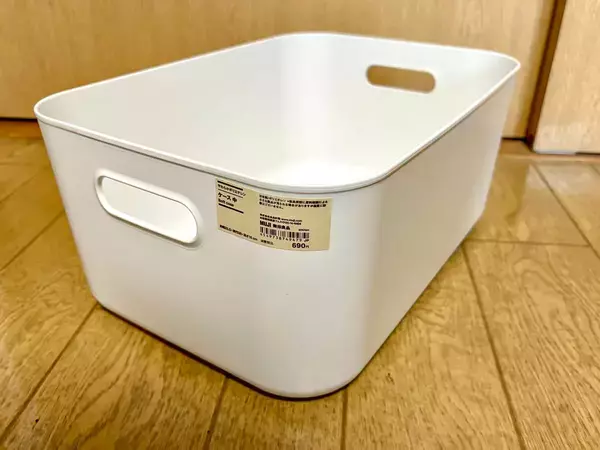 出しっぱなしの小物スッキリ！　無印良品『やわらかポリエチレンケース』を使った収納アイデア【3選】