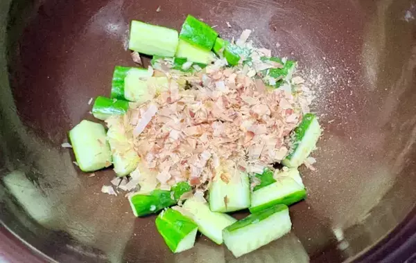 キュウリに小さじ1杯加えてみて！　5分で完成“簡単おかず”レシピ