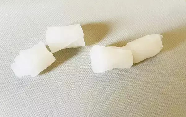 余ったライスペーパーをくるくる巻いて？　簡単『わらび餅』に「おいしい」「もうないの？」