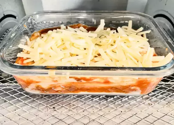 余ったライスペーパーで作る『ラザニア』　食べた子ども「お餅みたいでおいしい！」
