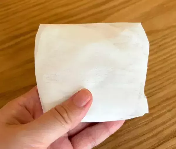 ダイソー『お茶パック』の活用法　重曹をスプーン『2杯』入れるだけで…