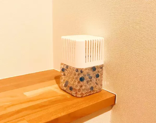 セリアの材料だけでできた！　生活感をなくす『芳香剤カバー』のアイディアに「これはいい」【生活感を消す法方4選】