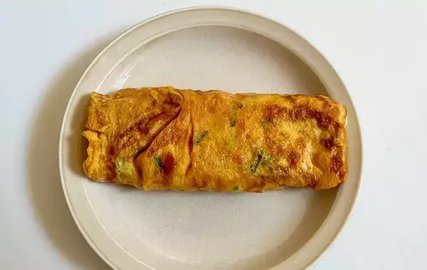「パンチがあっておいしい」と夫が絶賛！　玉子焼きに「小さじ2杯」加えたのは？