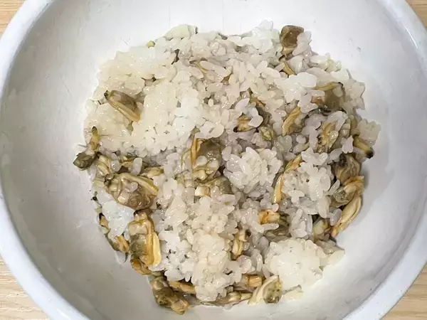 アサリの水煮缶、全部使って「汁っぽさない」？　レンジで3分、旨味が詰まったレシピに「お弁当にもいい」
