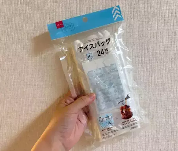 コーヒーをダイソーの『袋』に入れて凍らせると？　想像以上の使い勝手に驚き！