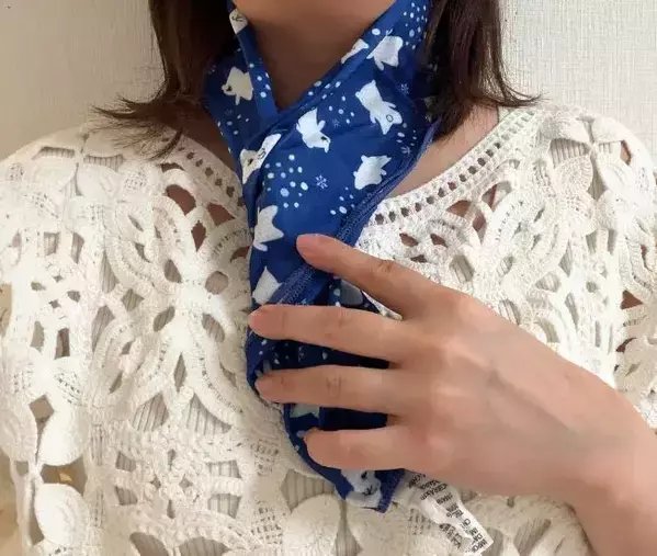 すぐ溶ける『クールタオル』はこう使う！　冷たさが長持ちする簡単ワザに「家族分も揃えたい」