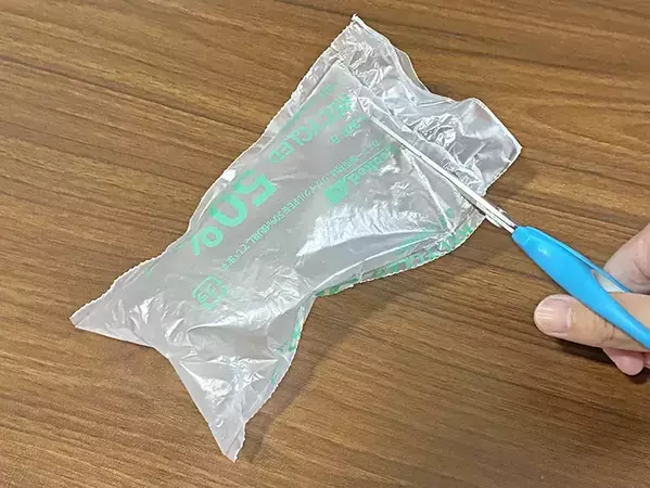 ネット通販で届く『エア緩衝材』　3cm切るだけの簡単掃除術が、こちら！