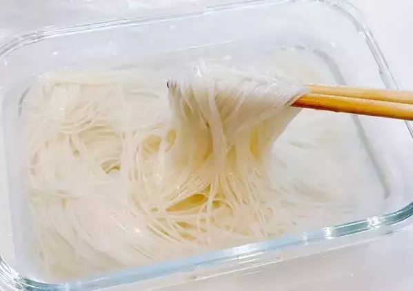 そうめん、もう鍋でゆでない！　レンジで作った結果「いつもと変わらない！」
