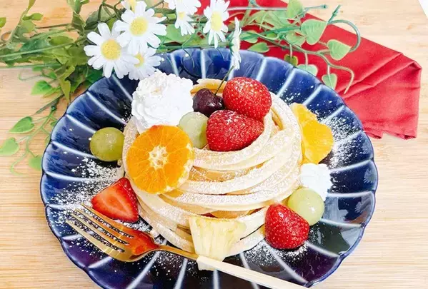 ホットケーキを『蚊取り線香』みたいに焼いてみて！　でき上がりに「食感が変わった」「子供が喜ぶ！」